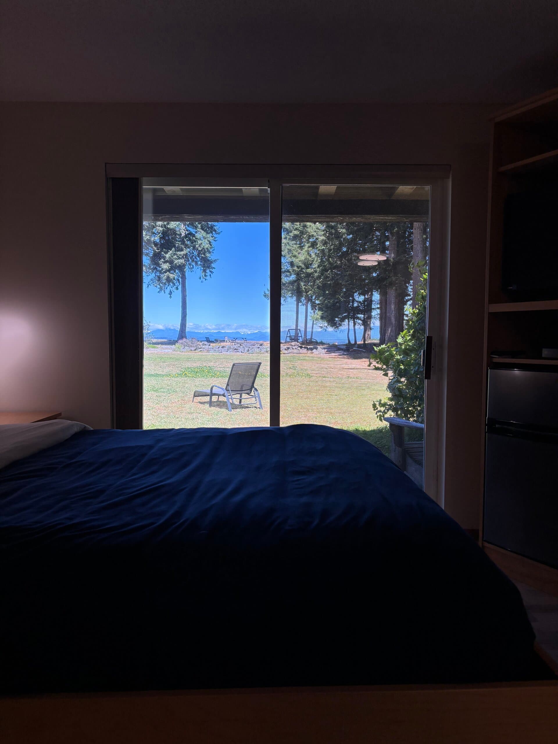 Ocean and mountains viewed from the queen bed